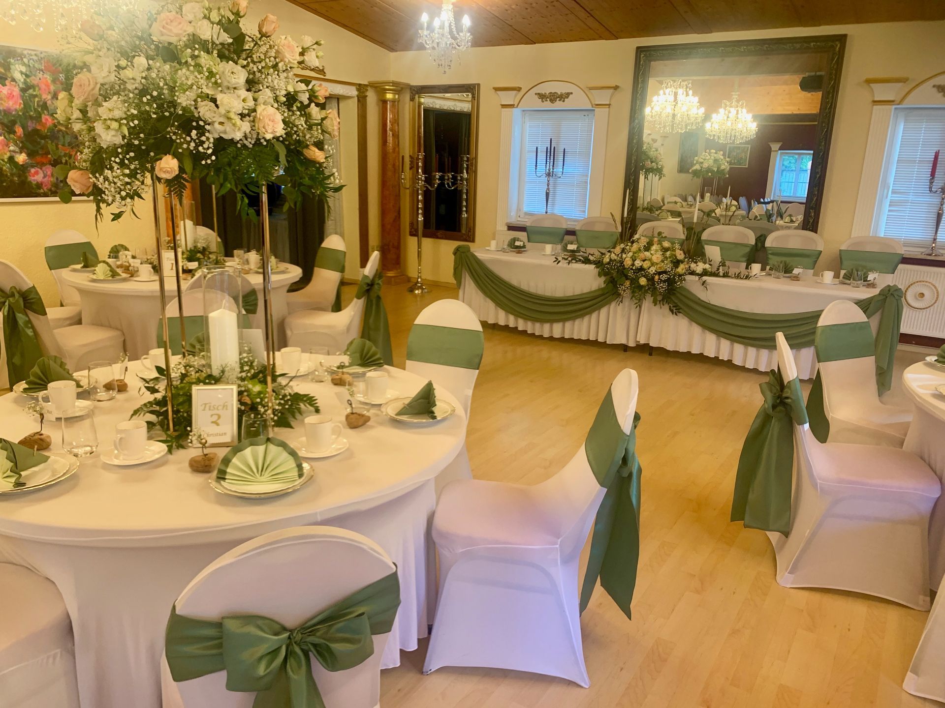 Villa D´Aragon, Gera, Hochzeiten, Fester, Seminare, Konzerte, Abiball,, Events, Hochzeitsauto
