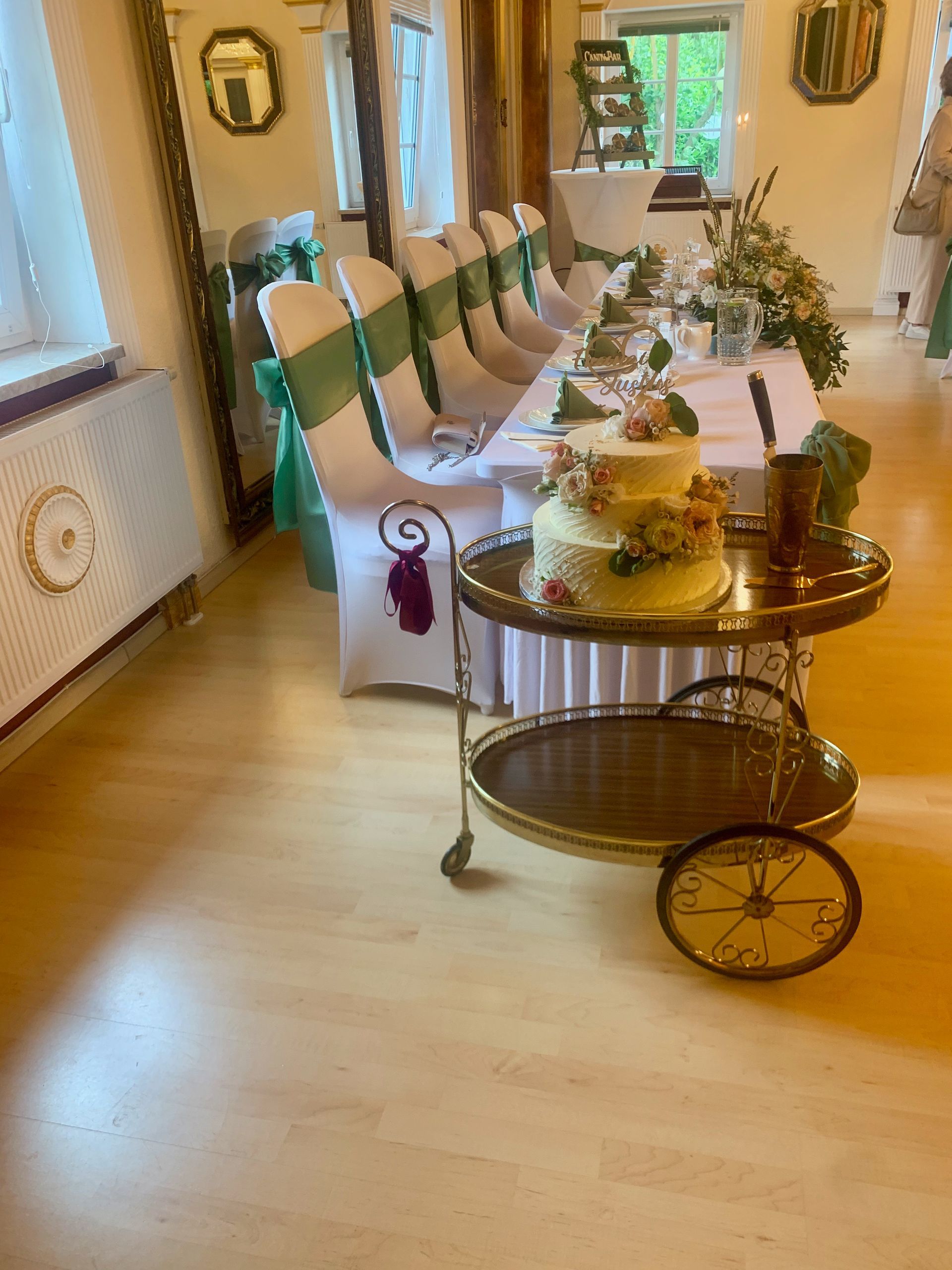 Villa D´Aragon, Gera, Hochzeiten, Fester, Seminare, Konzerte, Abiball,, Events, Hochzeitsauto