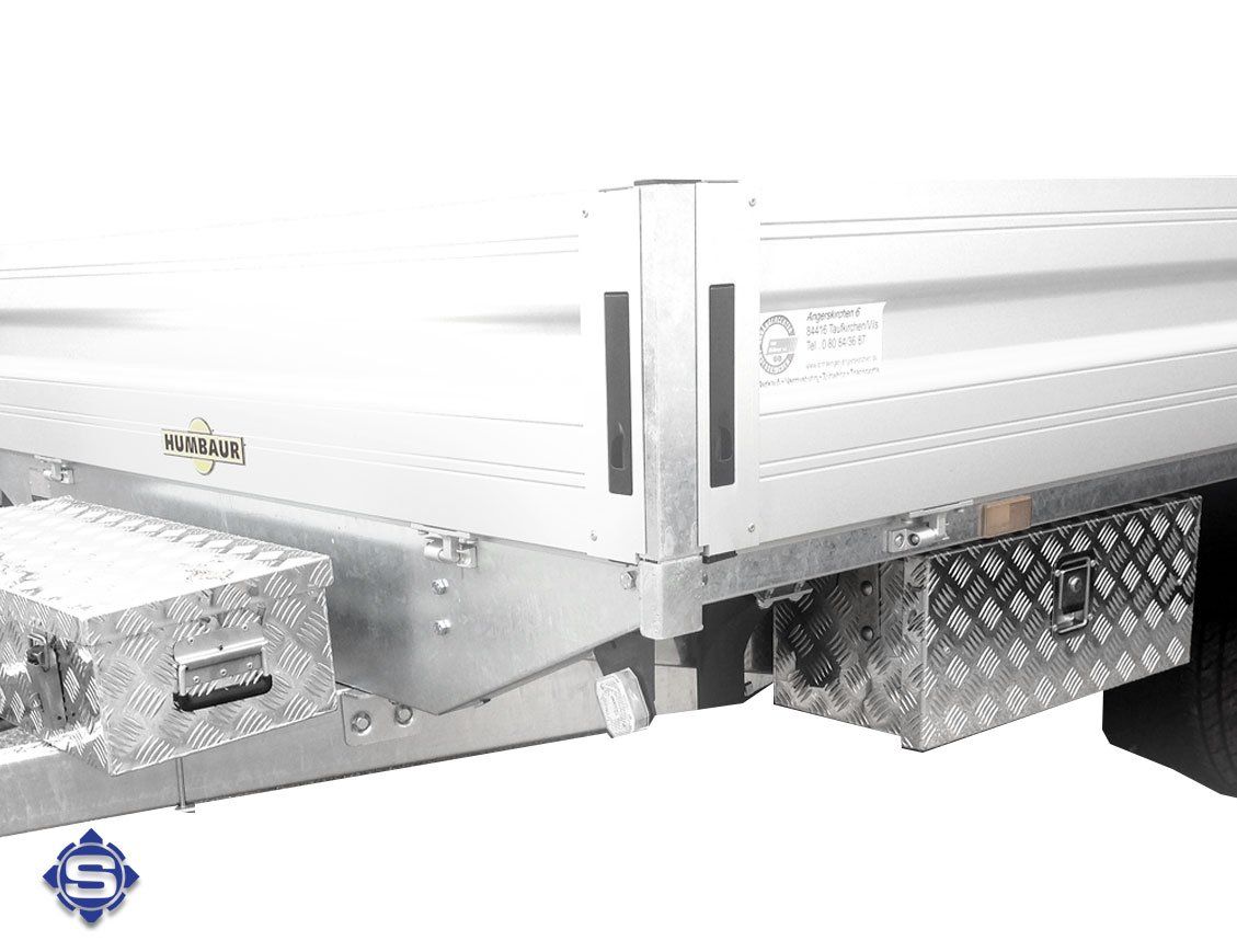 Zu unseren LKW Unterflur Stauboxen und Deichselboxen erhalten Sie optional auch das dazu passende Befestigungsmaterial