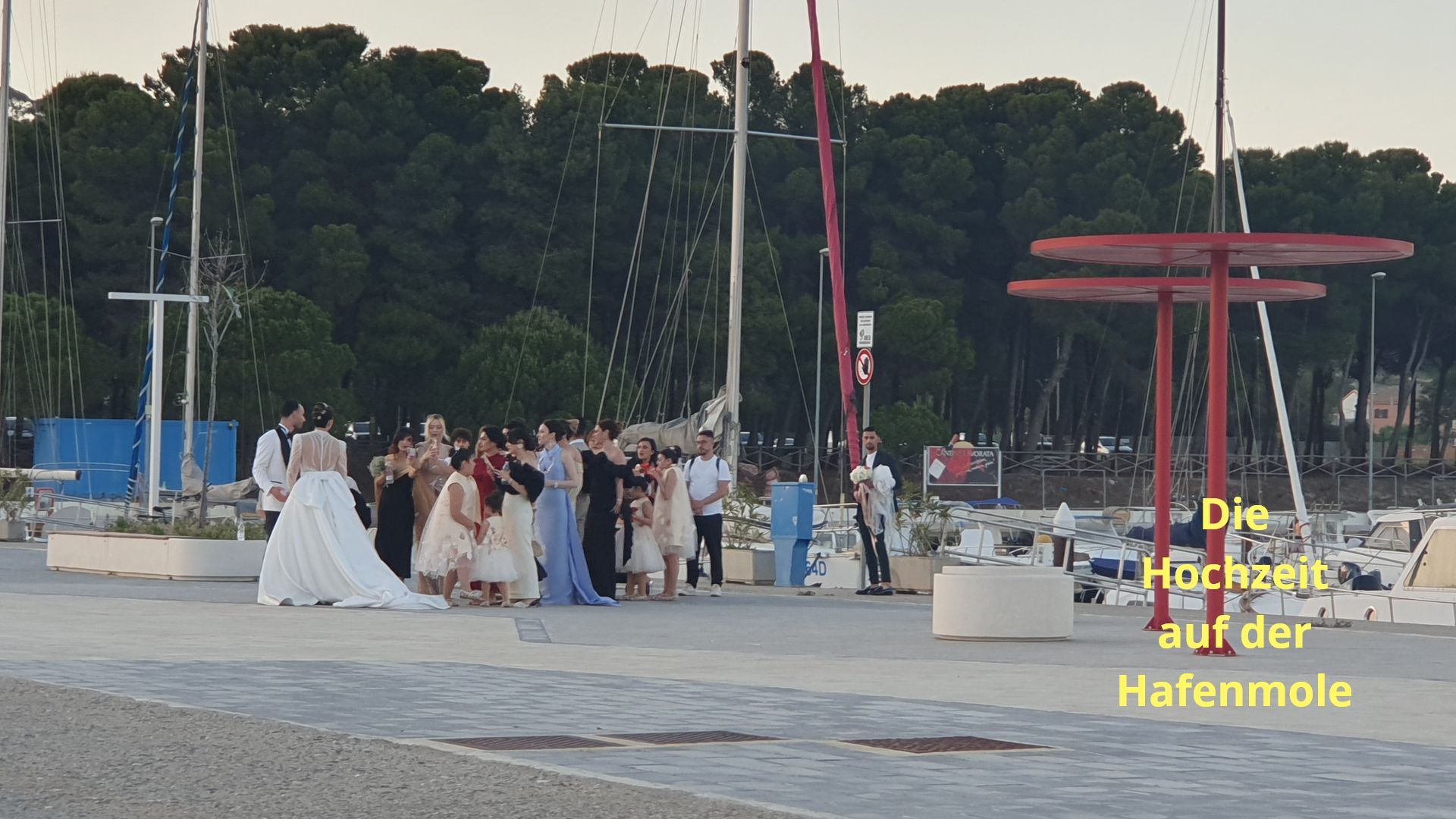 Die Hochzeit auf der Hafenmole.