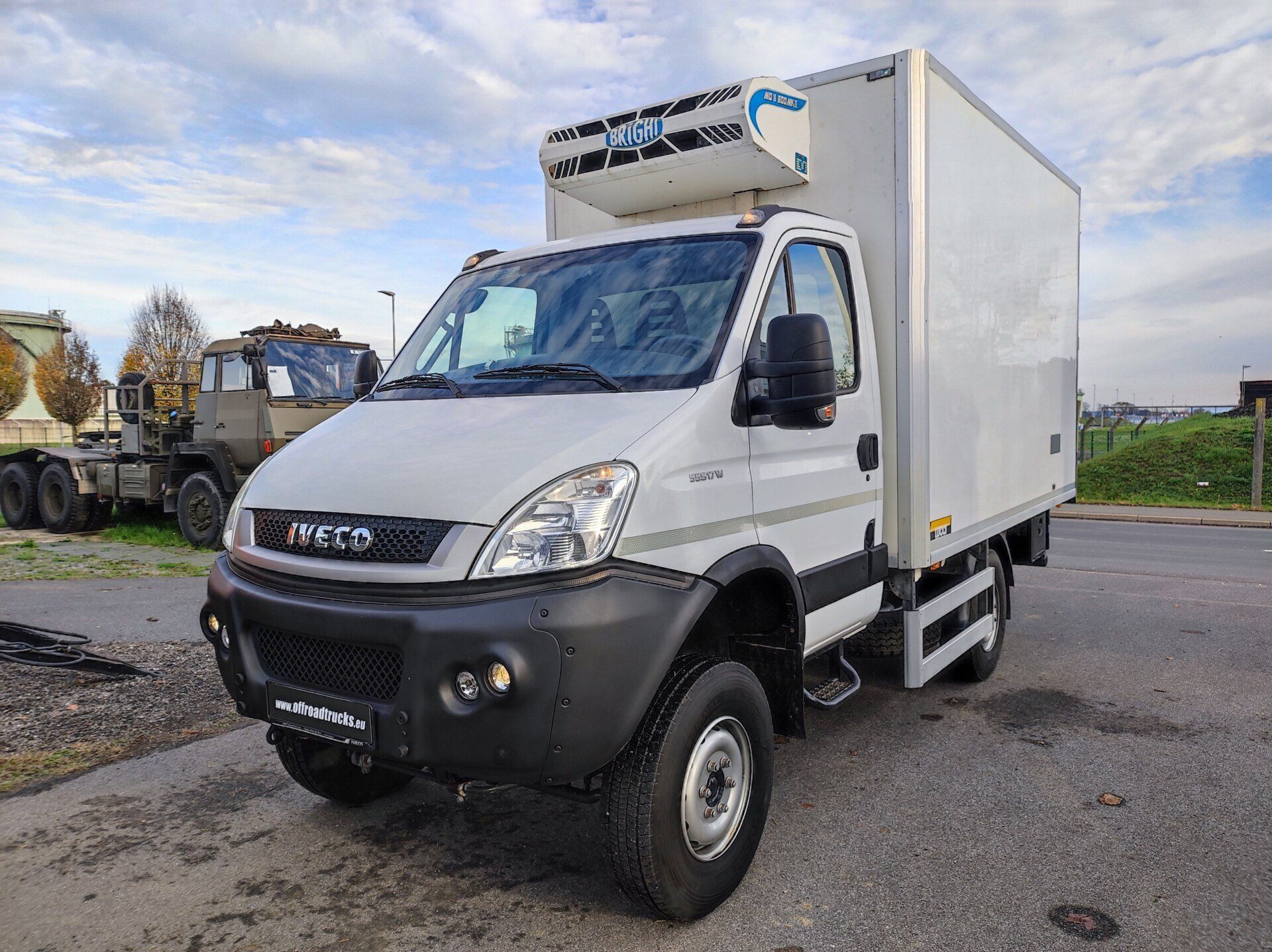 IVECO Daily 55S17W 4x4 Kühlkoffer Allrad