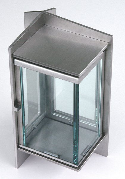 Grabschmuck und Grableuchten aus Edelstahl