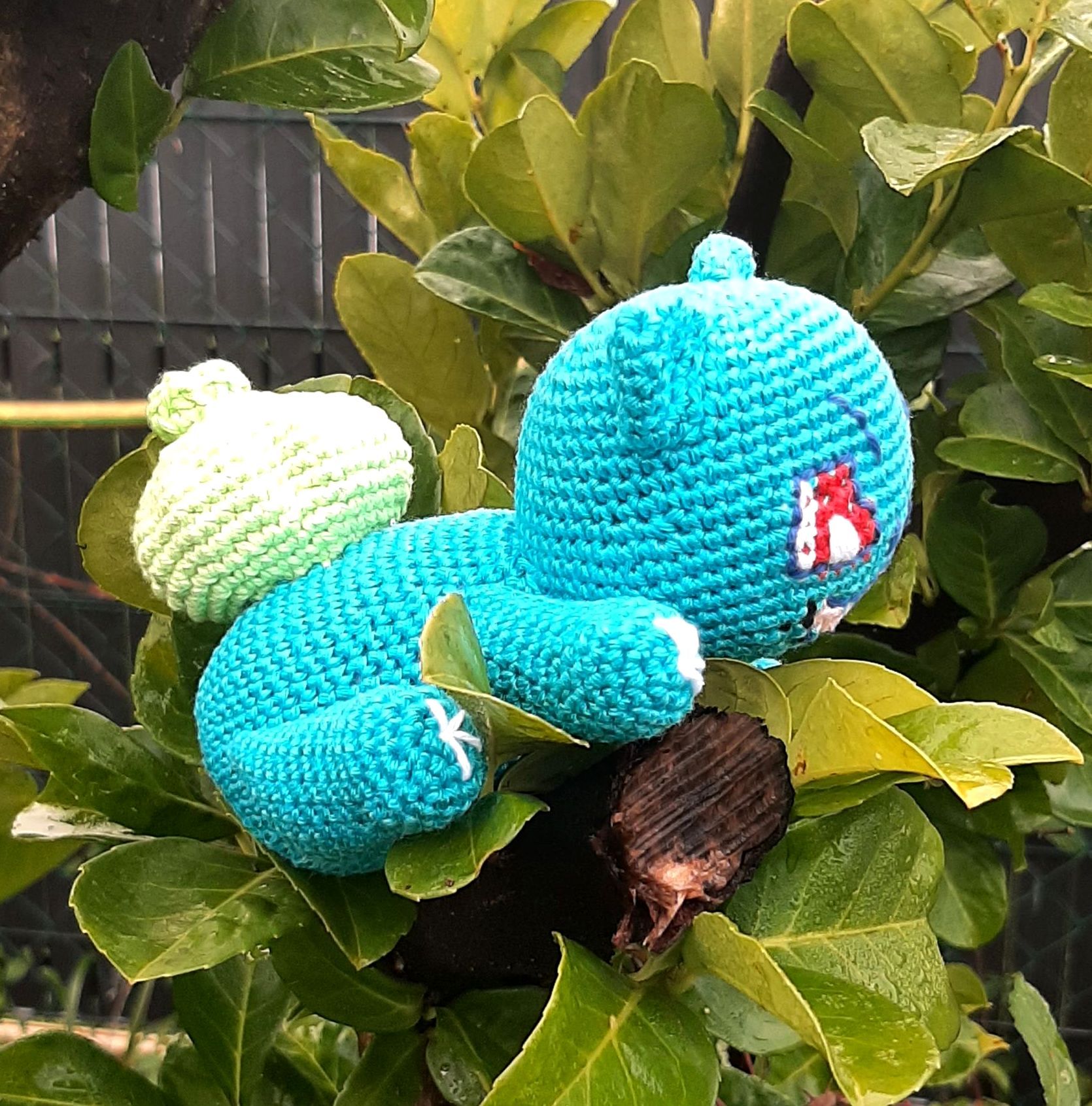 Pokemon bleu au crochet