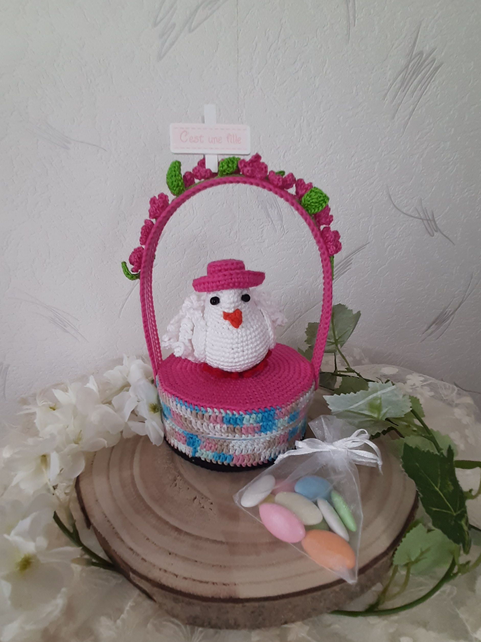 Colombe pour baptême, cadeau naissance fait main, colombe rose à offrir, idée cadeau pour marraine, idée cadeau pour parrain, cadeau de naissance colombe rose, décoration chambre enfant, boite souvenir à offrir pour une naissance