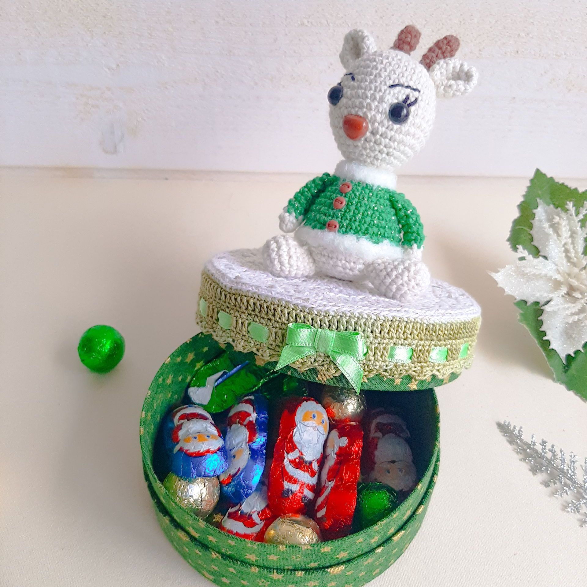 Belle époque bleue Poupé belle époque robe bleue au crochet