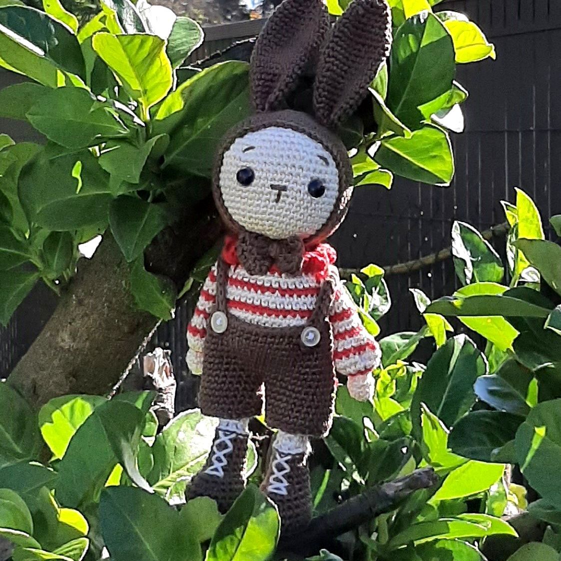 Lapin mignon , doudou, jouet, décoration chambre enfant, amigurumis, fabrication française, achat local, fait main en france, chouettesartdec.com, Chouettes ArtDec, créateurs français, Coutras, Libourne, Bordeaux