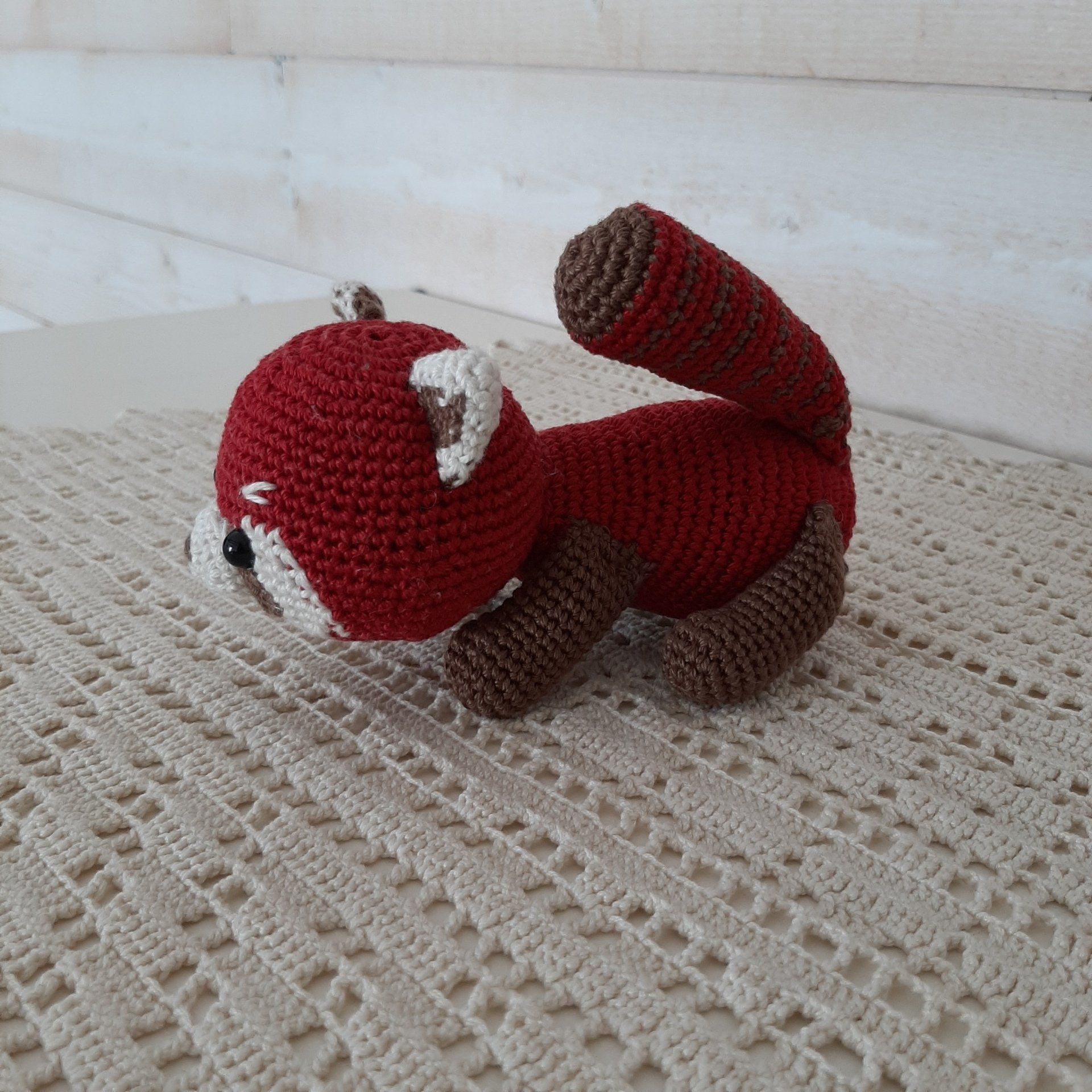 Doudou panda roux, idée cadeau naissance, trouver un doudou panda roux, offrir un doudou panda