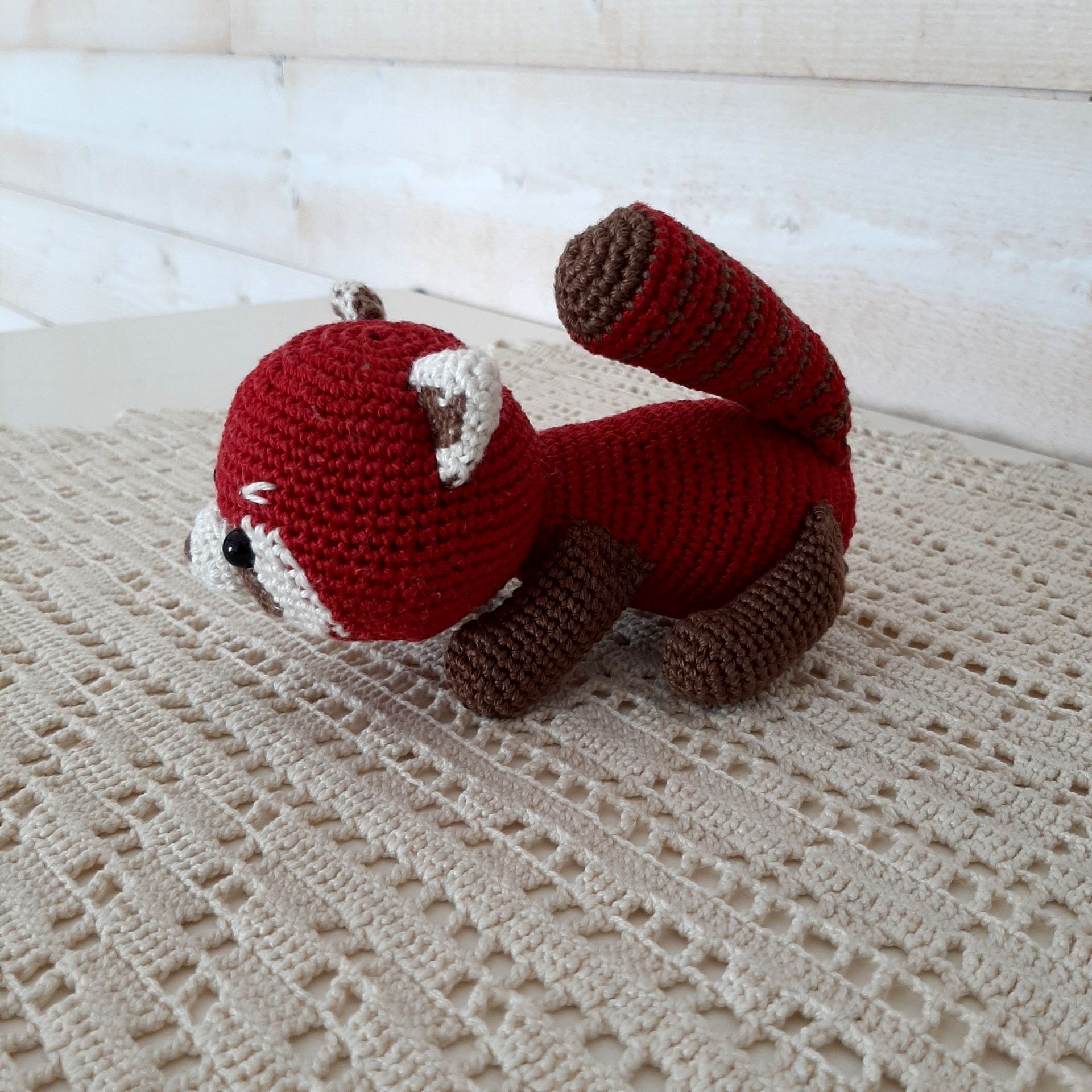 Doudou panda roux, idée cadeau naissance, trouver un doudou panda roux, offrir un doudou panda