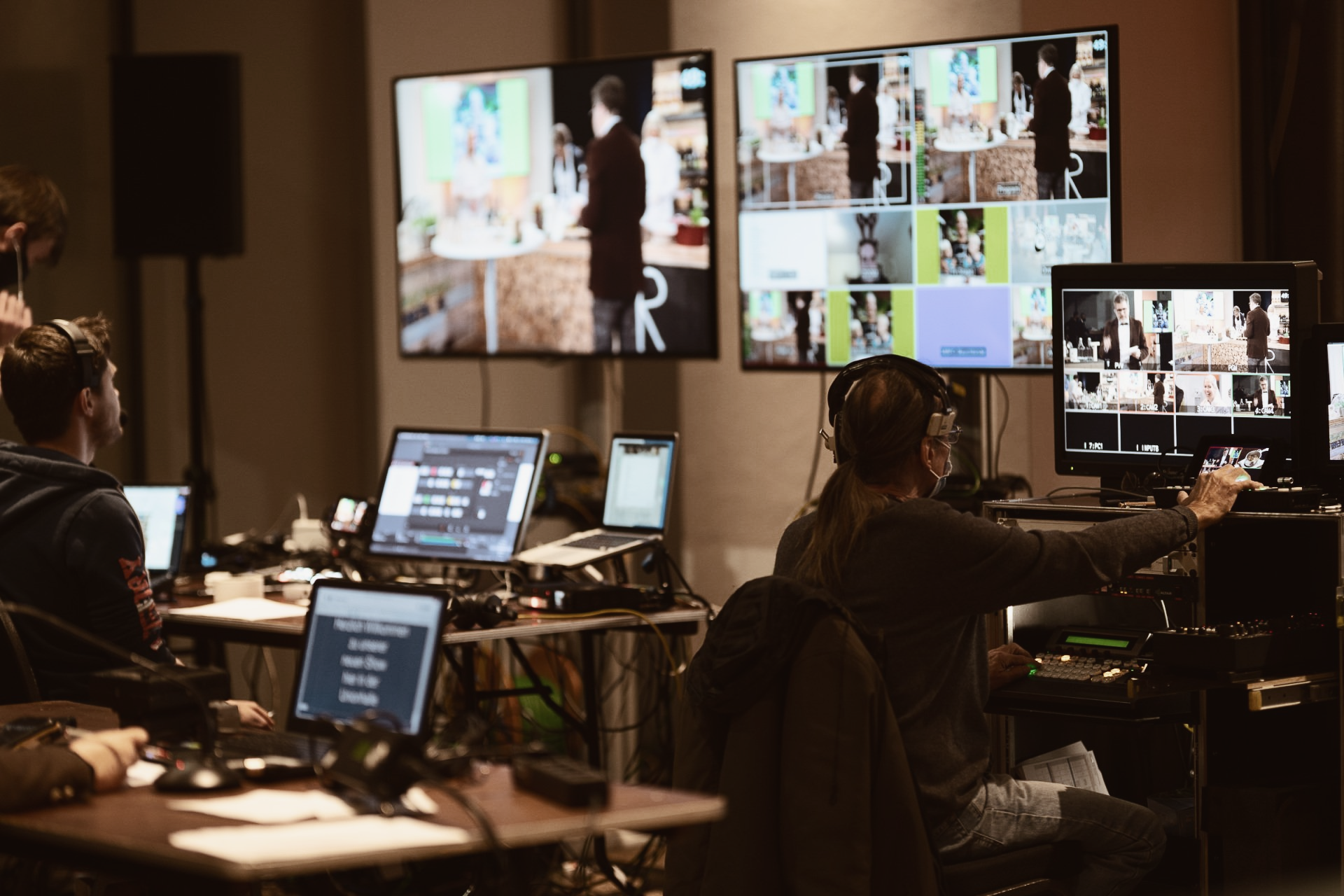 Filmteam vom digitalen Event Küchentalk mit Charme & Dose