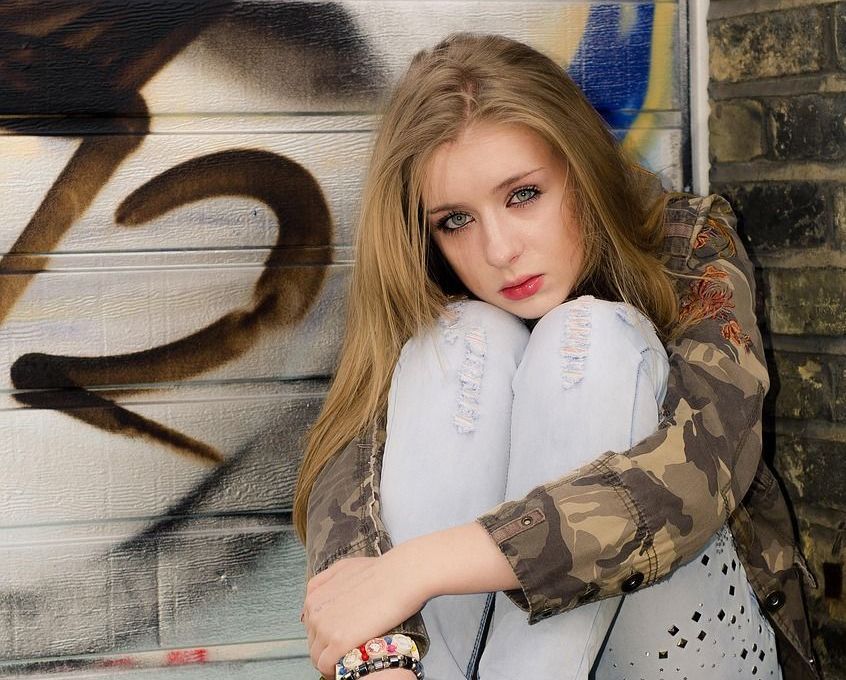 Mädchen im Baum Mädchen im Baum