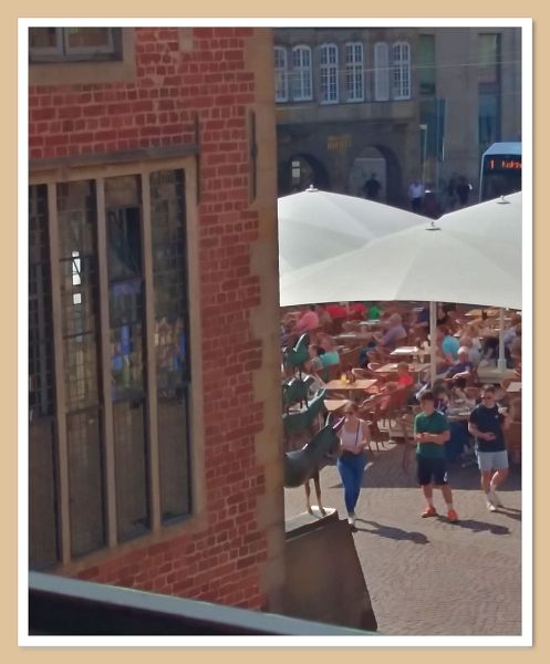 Die Bremer Stadtmusikanten, Foto ©Britta Ogasahara Foto: Die Bremer Stadtmusikanten 1951 von Gerhard Marcks, einem deutschen Bildhauer; Foto ©Britta Ogasahara