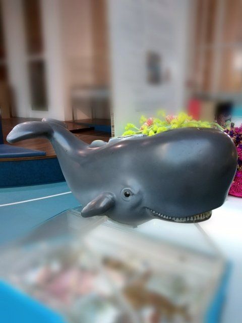 Spendenbüchse in Form eines Walfisches