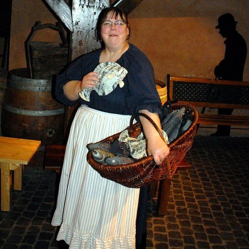 Foto: Fisch Luzie auf den Marktplatz im Bremer Geschichtenhaus.
Bremer Original; Foto ©Britta Ogasahara