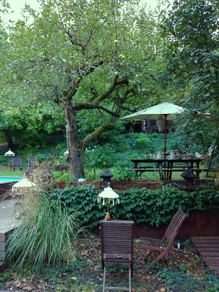 der romantische Garten am nächsten Morgen, Foto ©Britta Ogasahara Foto: der romantische Garten am nächsten Morgen, Foto ©Britta Ogasahara