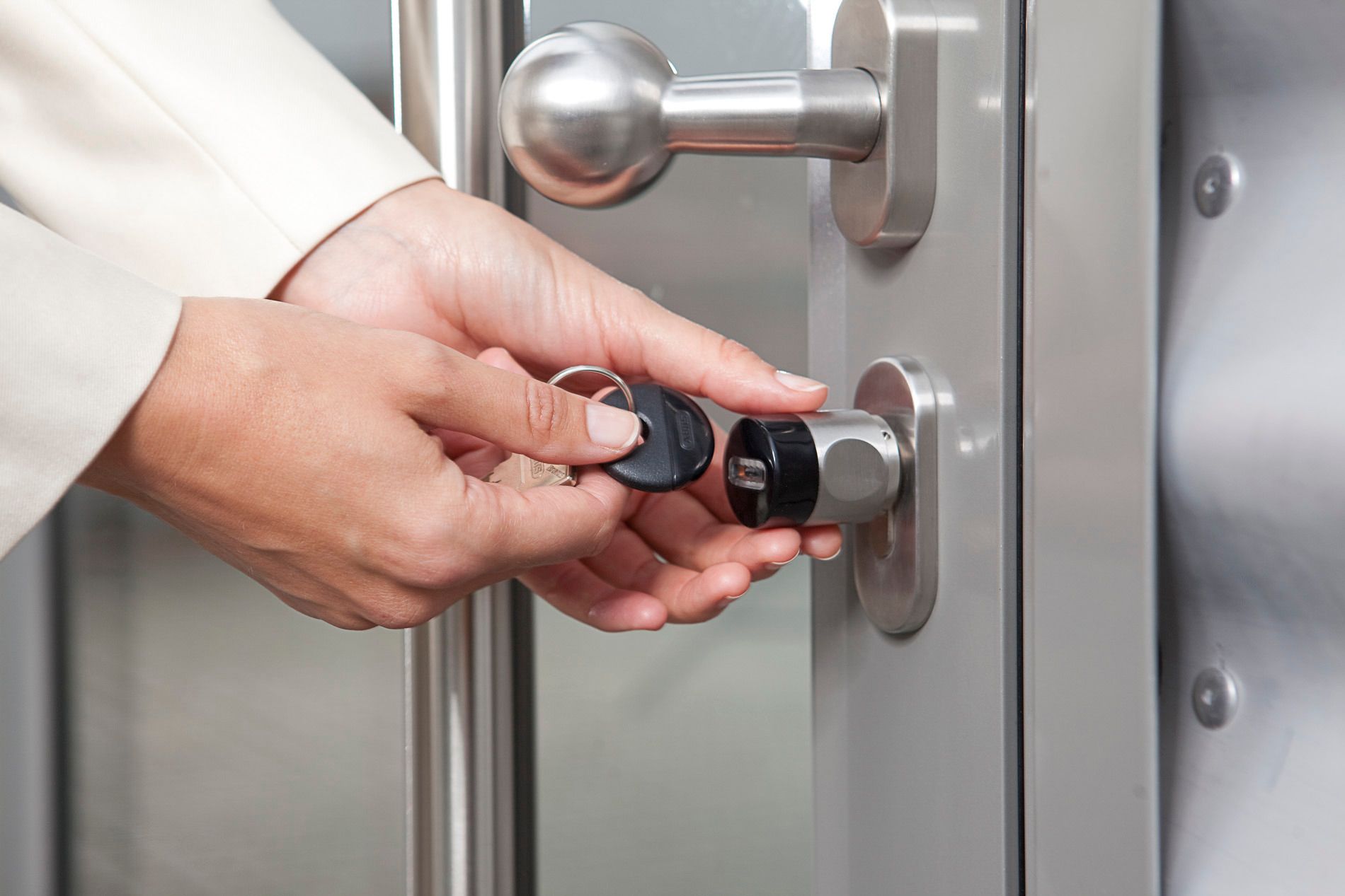 CodeLoxx Zylinder mit Drehknauf für effizientes Zutrittsmanagement.