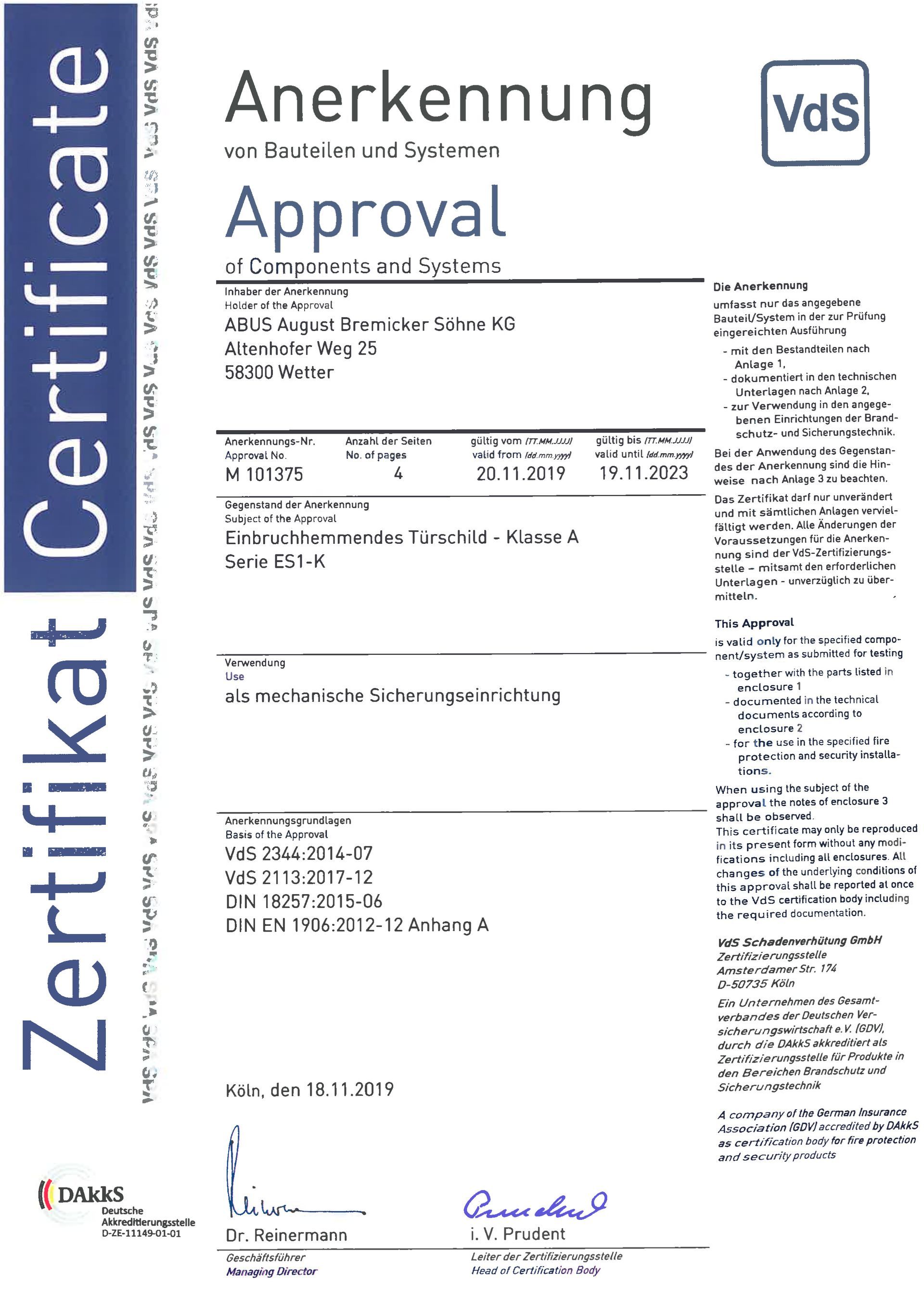 Rauchwarnmelder-Wartung in einem Bürogebäude in Bremen-Hemelingen.
