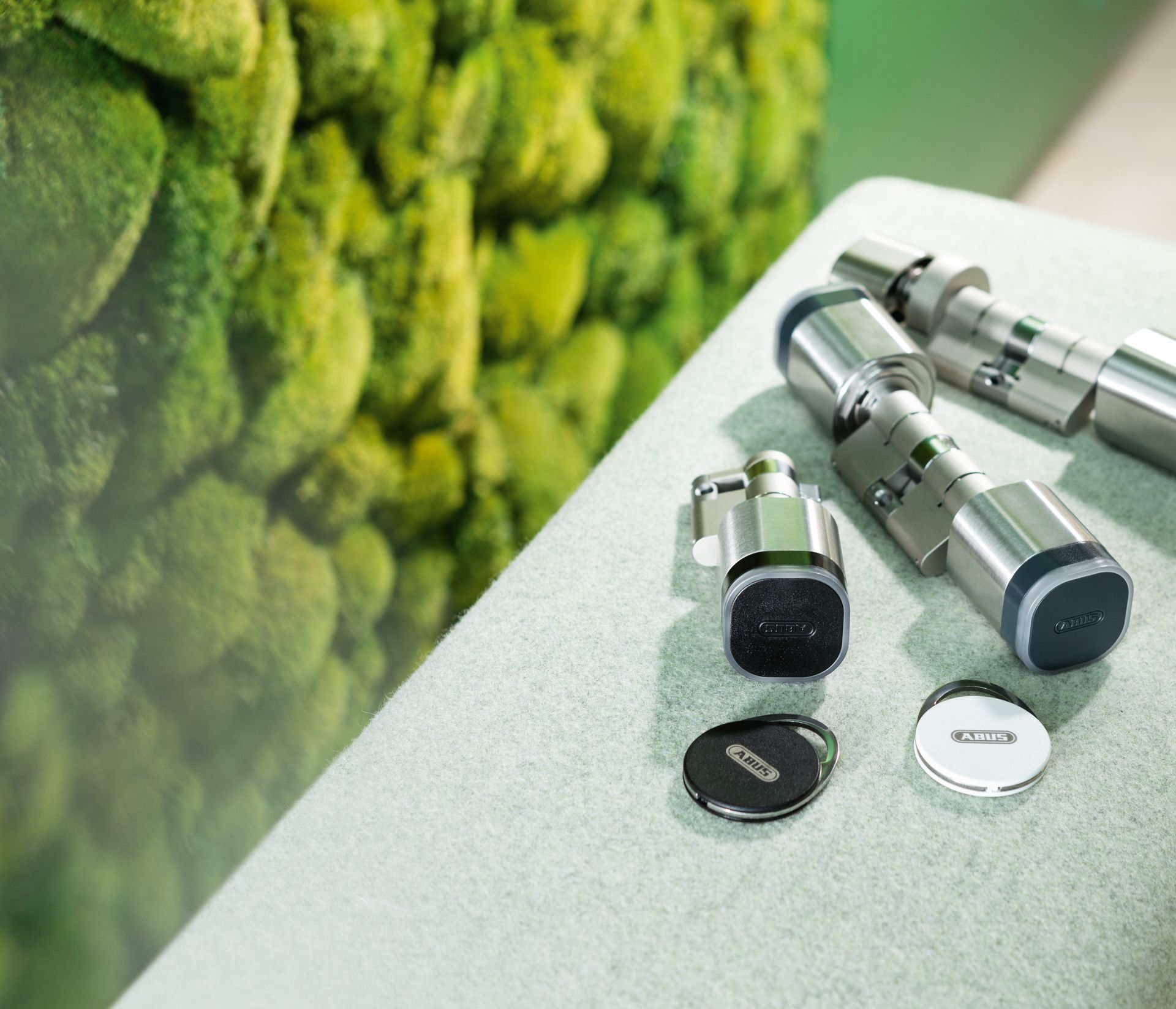 Paniktür mit horizontaler Betätigungsstange in einem Veranstaltungszentrum in Lilienthal.