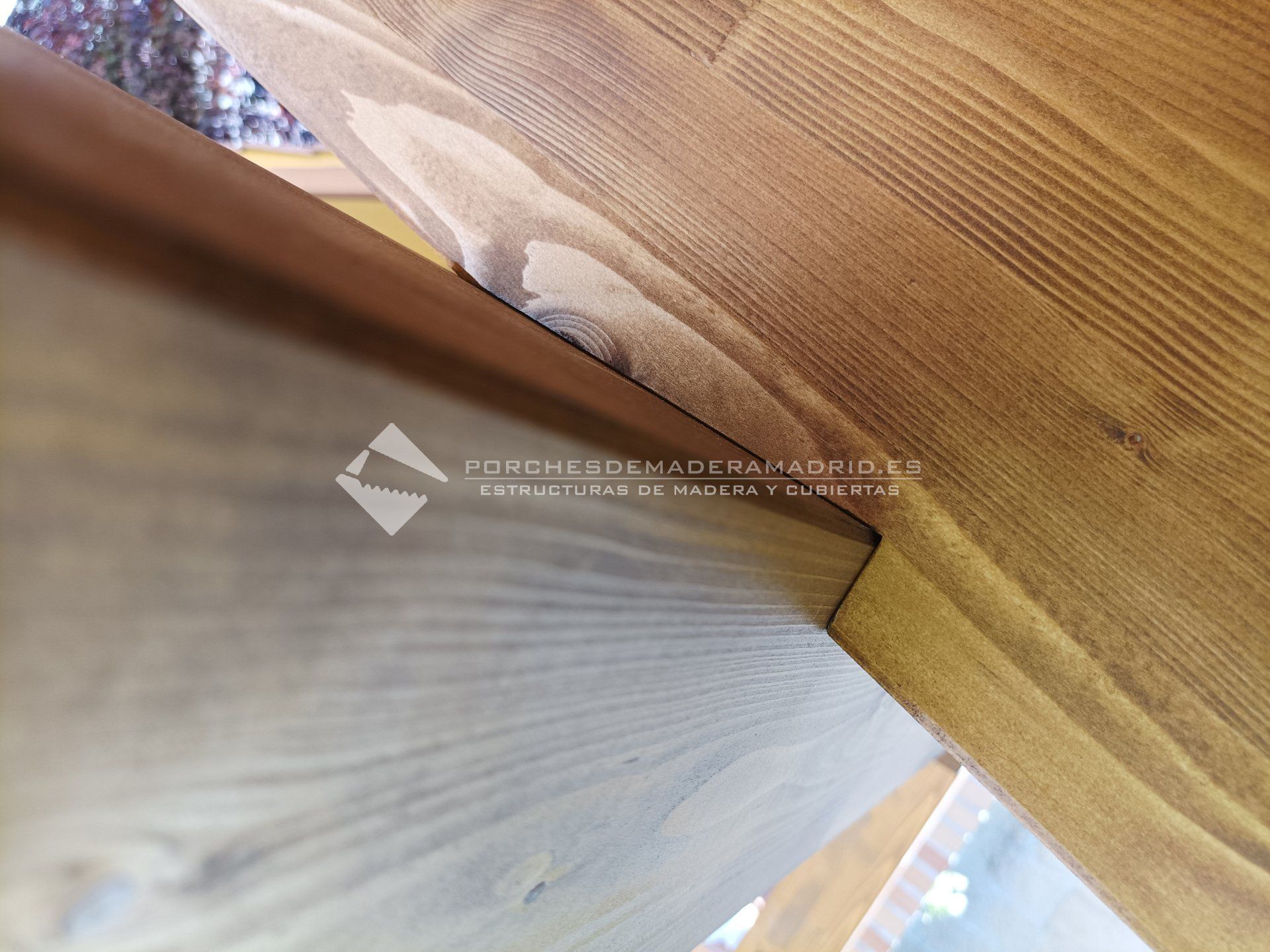 cenador de madera 1 agua mecanizado en Madrid