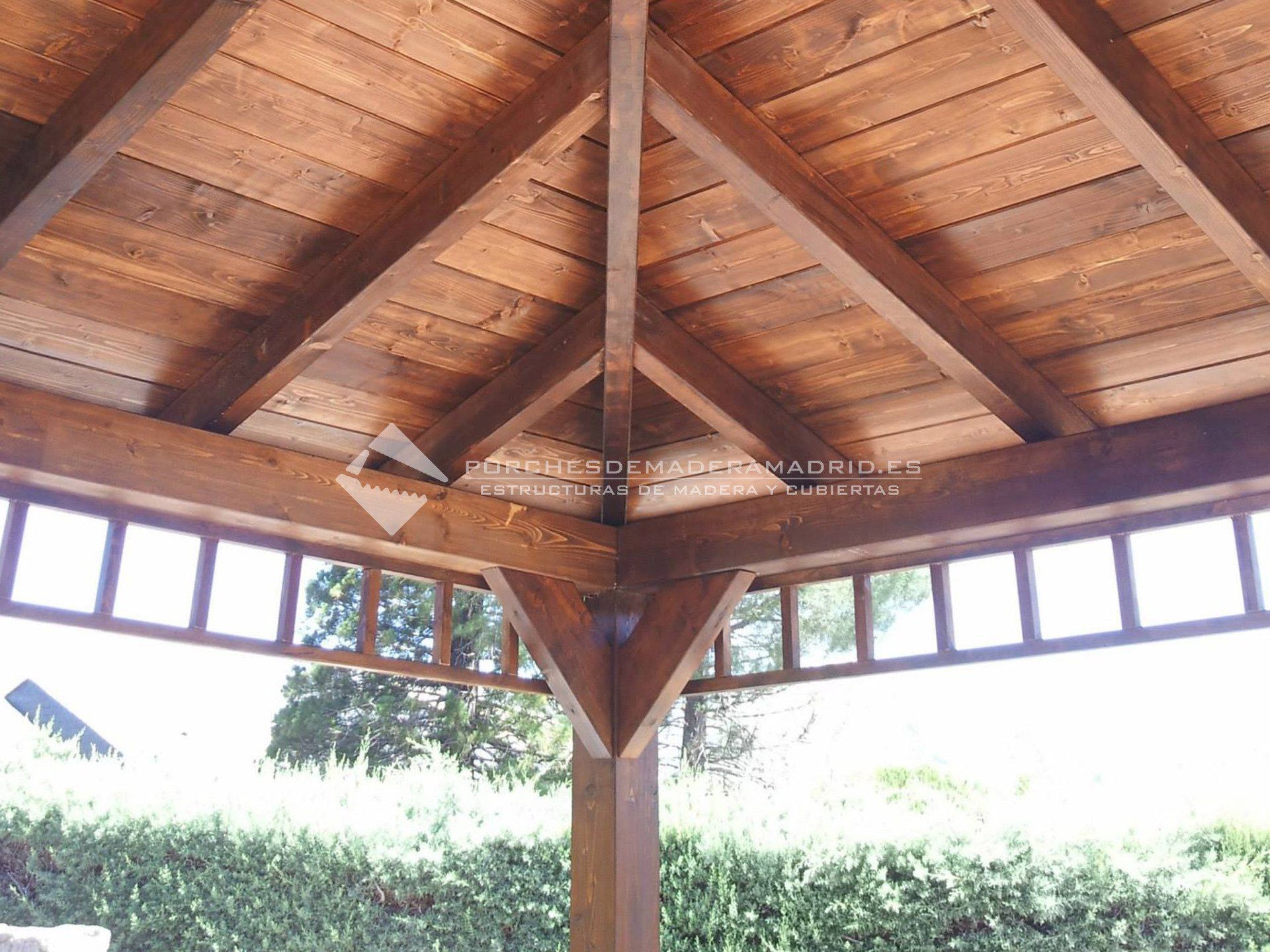 Cenadores de madera 4 aguas