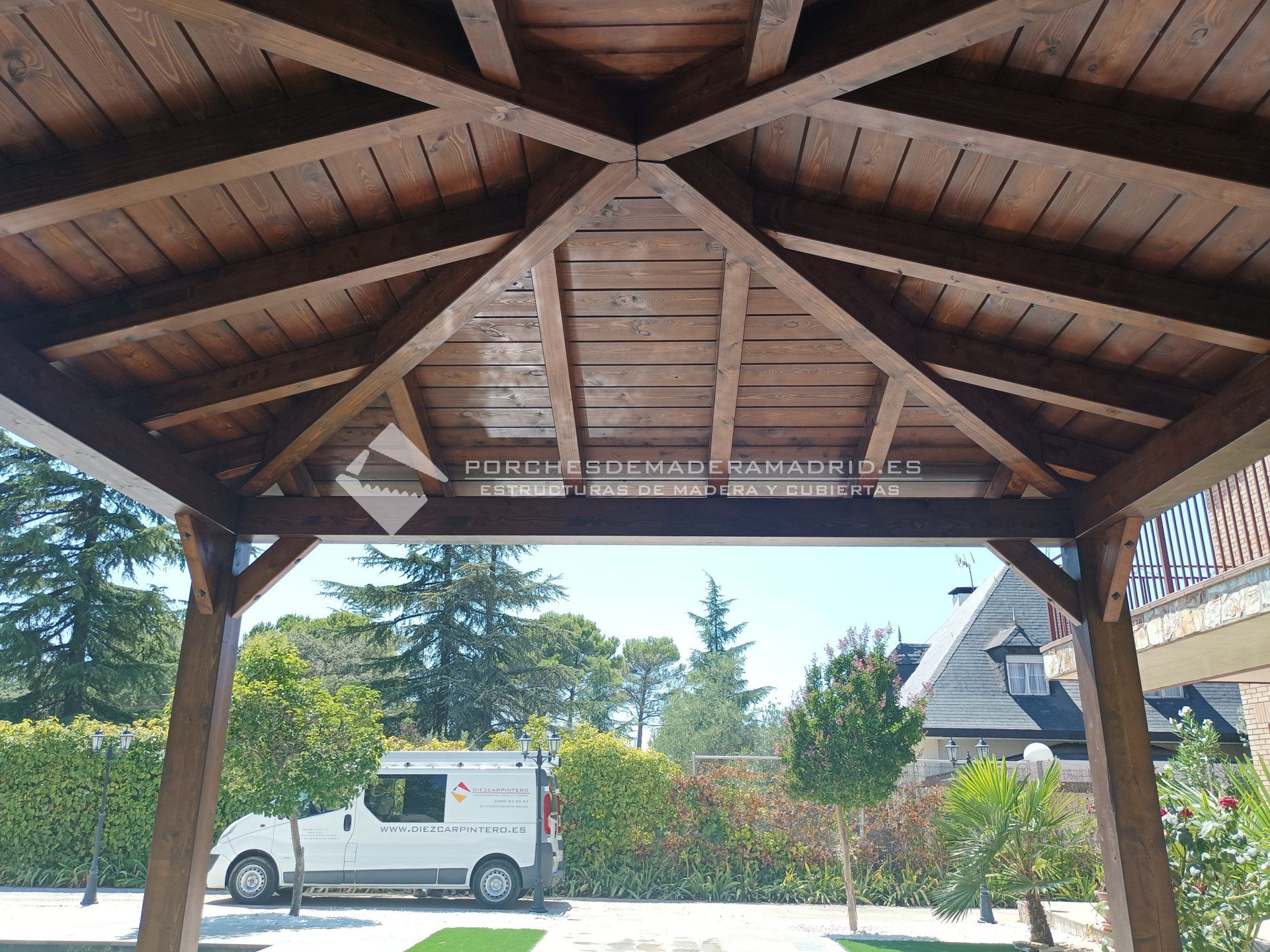 Cenadores de madera 4 aguas