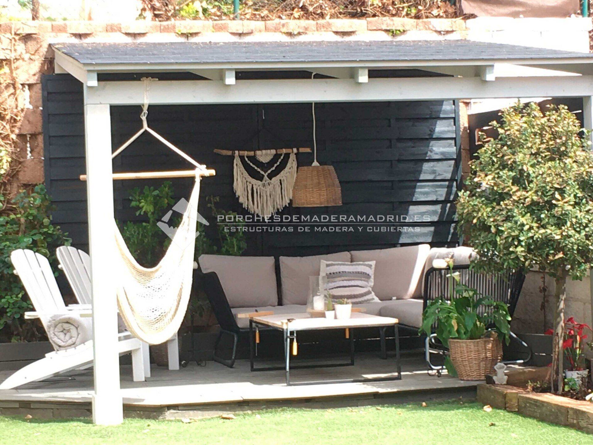 Porches de madera modernos en Madrid