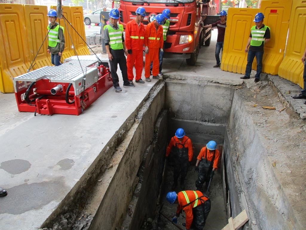 Réhabiliattion de canalisation par éclatement ou tubage avec l'éclateur à barres TERRA-EXTRACTOR X1000