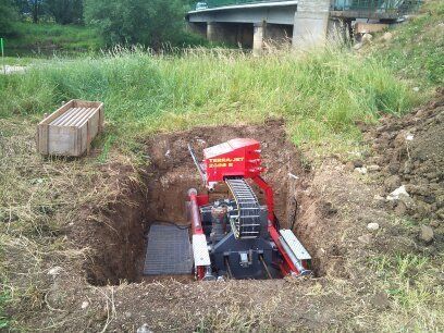 Forage horizontale dirigé HDD avec laForeuse Horizontale Dirigée HDD de fond de fouille TERRA-PIT DJ18