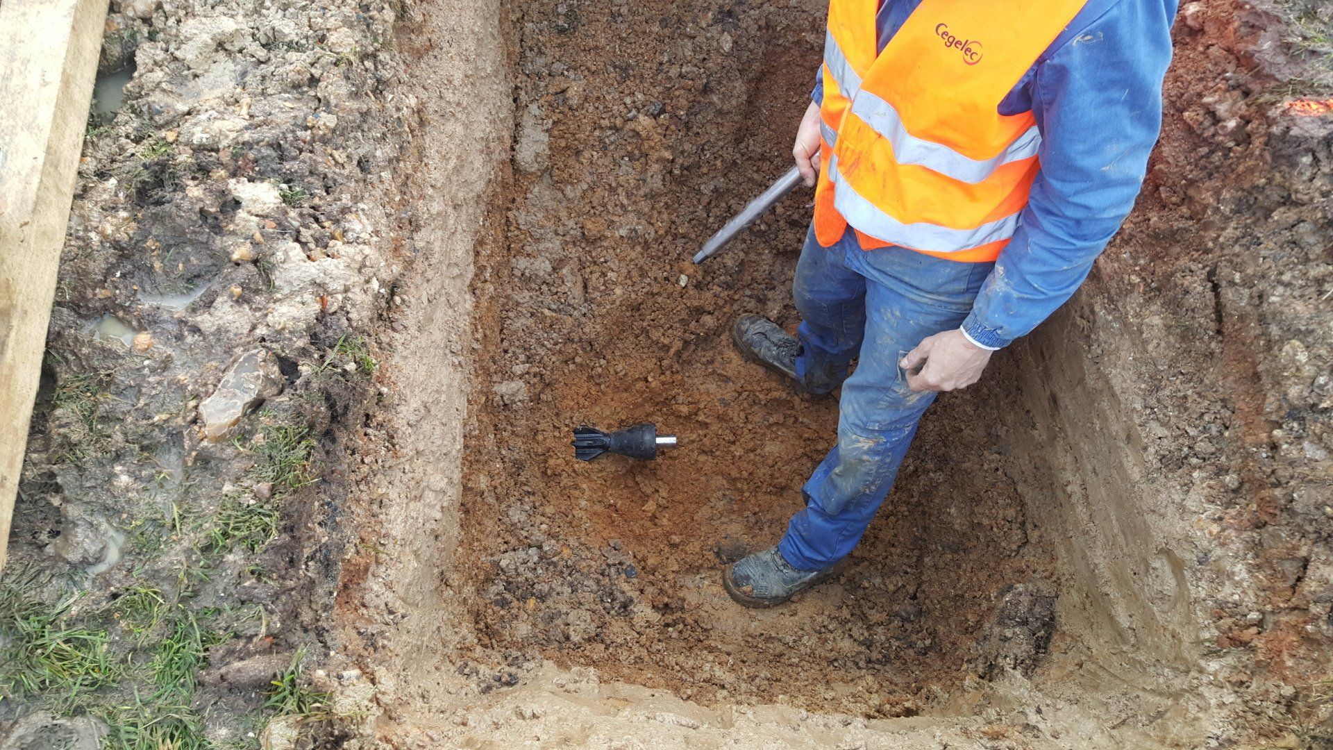 Fonçage horizontal dirigée avec le FONCEUR HORIZONTAL DIRIGÉ COMPACT TERRA-JACK 125