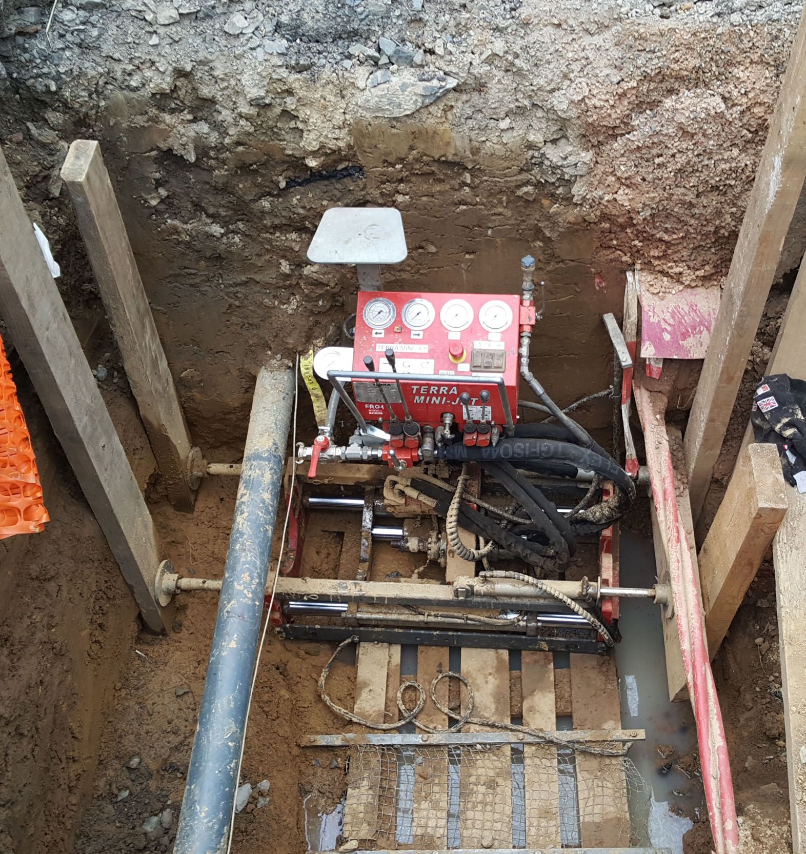 Forage Dirigé HDD de fond de fouille, foreuse horizontale dirigée HDD TERRA MINI-JET MJ1600 DR