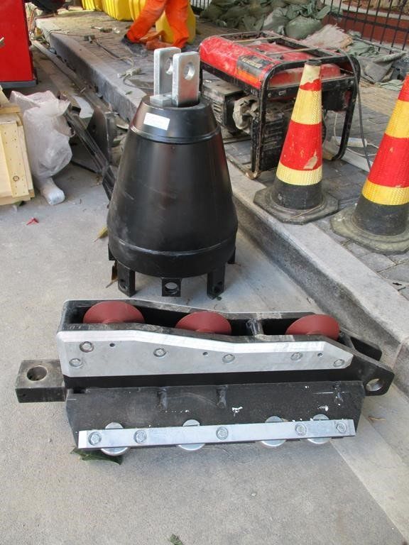 Outils d'éclatement pour le réhabiliattion de canalisation par éclatement ou tubage avec l'éclateur à barres TERRA-EXTRACTOR X1000