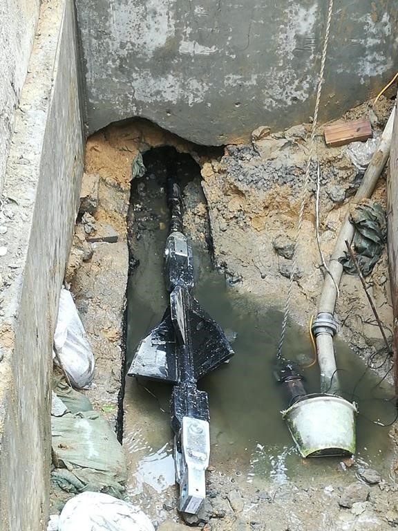 Réhabiliattion de canalisation par éclatement ou tubage avec l'éclateur à barres TERRA-EXTRACTOR X1000