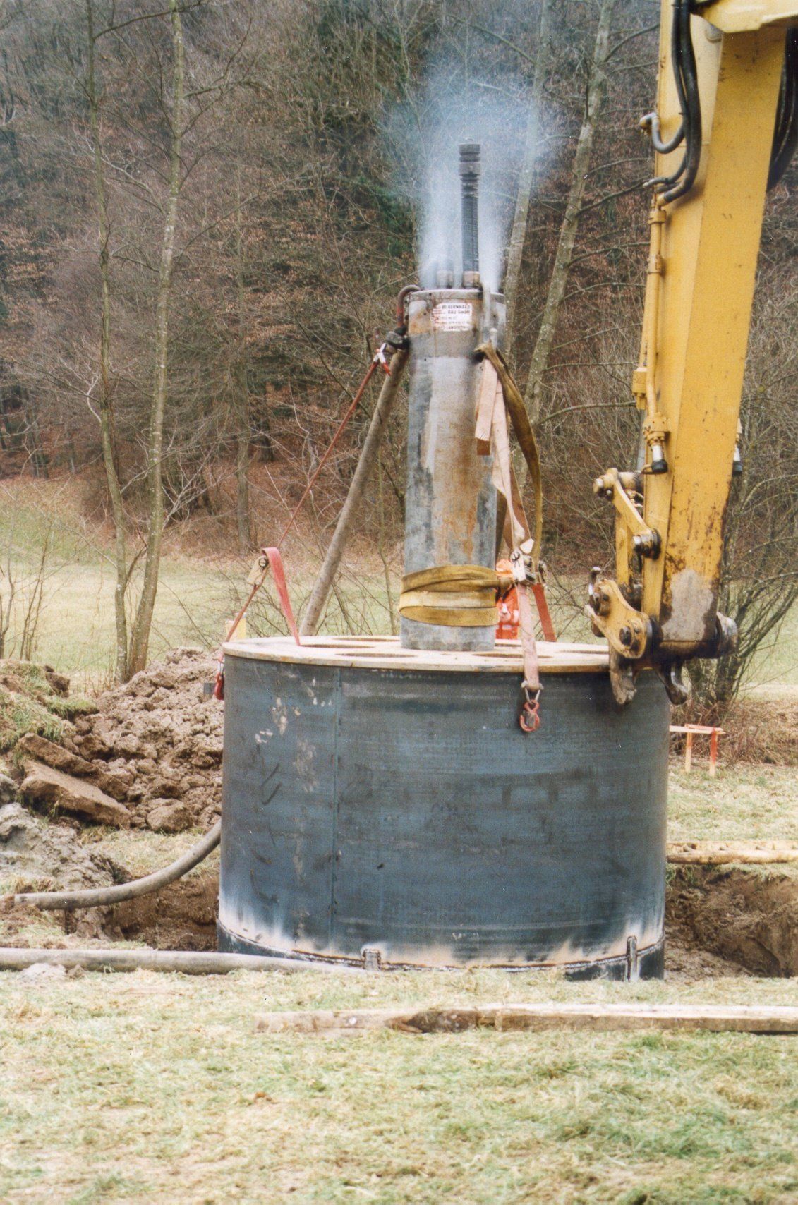 Chantier pousse-tube avec le MARTEAU POUSSE-TUBE TERRA-HAMMER TR 565