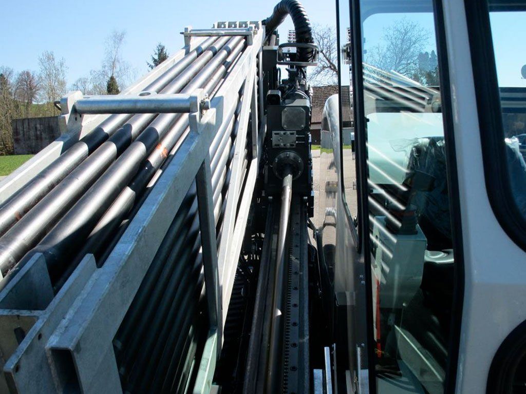 Magasin de tiges de forage avec système de rechargement de la FOREUSE HORIZONTALE DIRIGÉE DE SURFACE TERRA JET DJ23