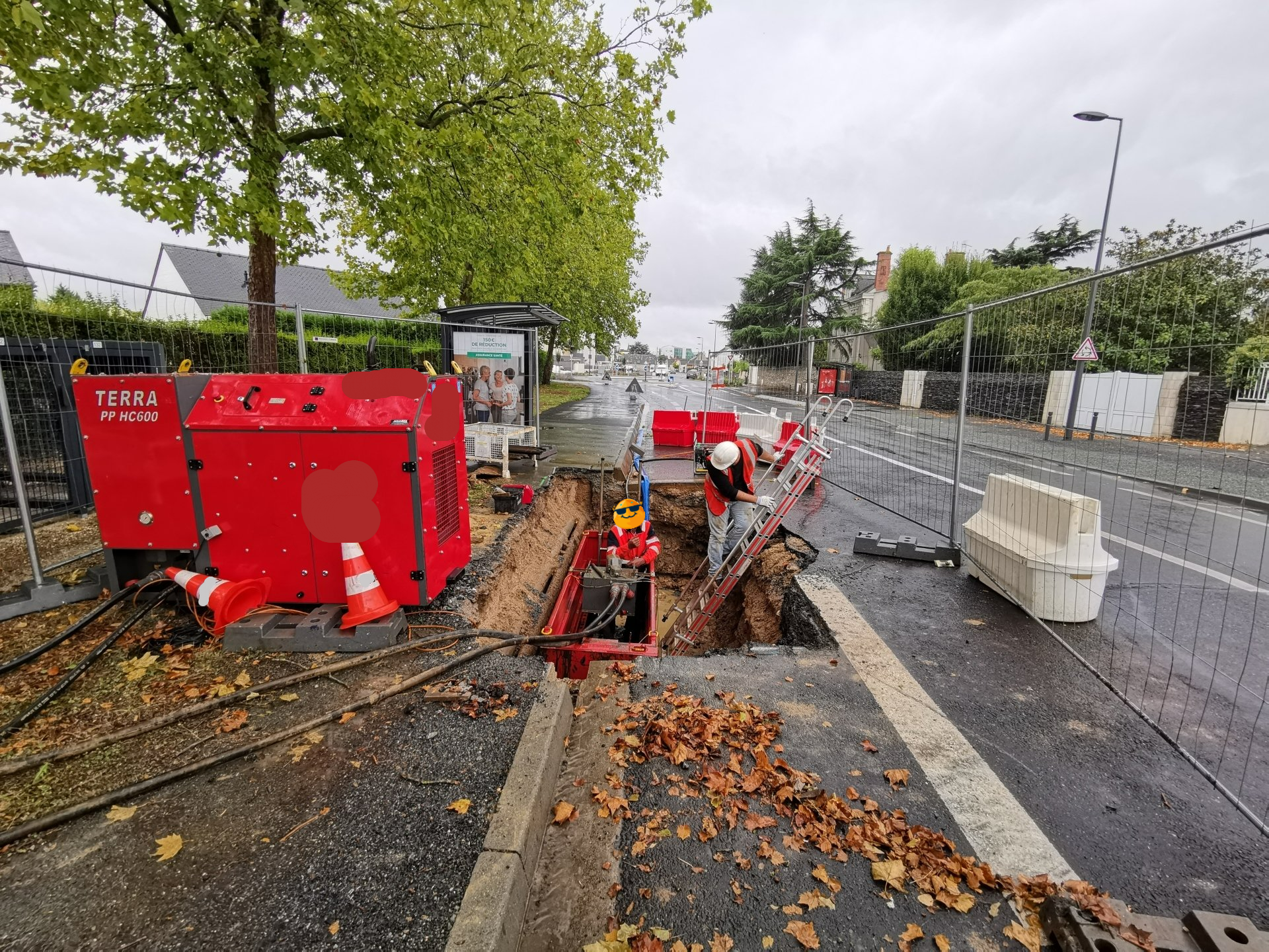 Réhabilitation de canalisation avec la machine d'éclatement à barre TERRA-HYDROCRACK HC600