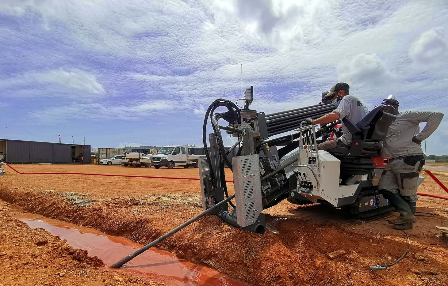 Foreuse Horizontale Dirigée TERRA-JET DJ10 en Guyane Foreuse Horizontale Dirigée TERRA-JET DJ10 en Guyane