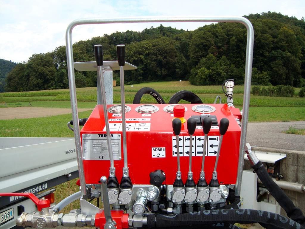 Pupitre de contrôle de la Foreuse Horizontale Dirigée de fond de fouille MINI-JET MJ1600 DR