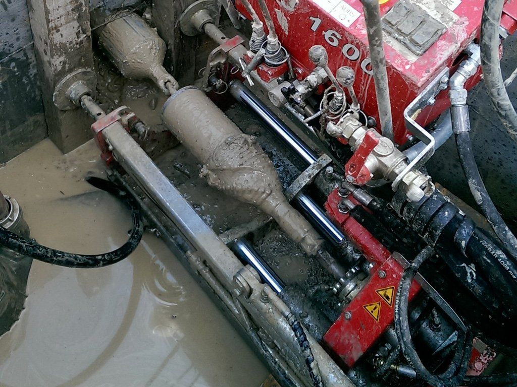 Foreuse Horizontale Dirigée de fond de fouille MINI-JET MJ1600 DR