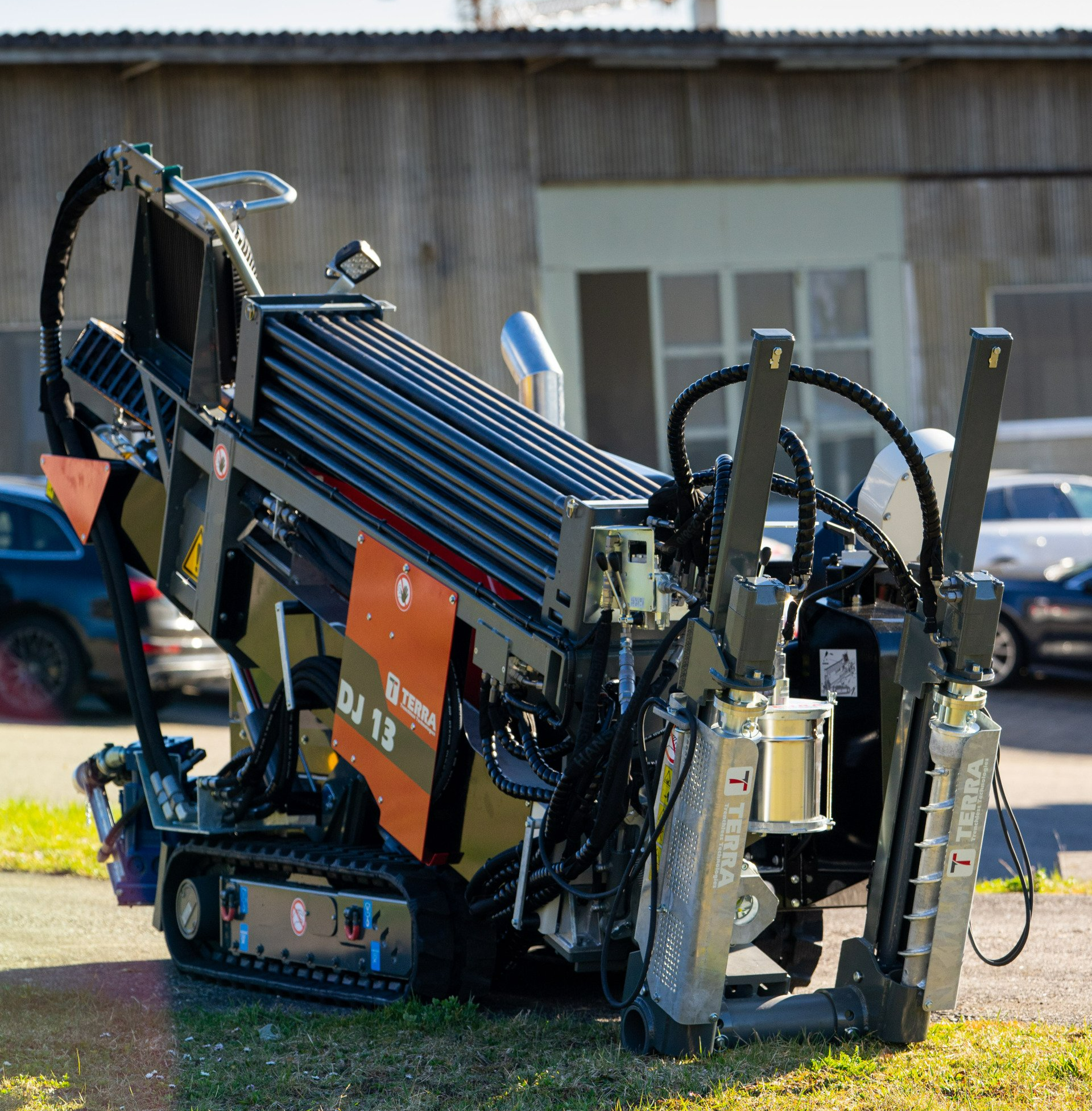 Foreuse Horizontale Dirigée HDD TERRA-JET DJ13