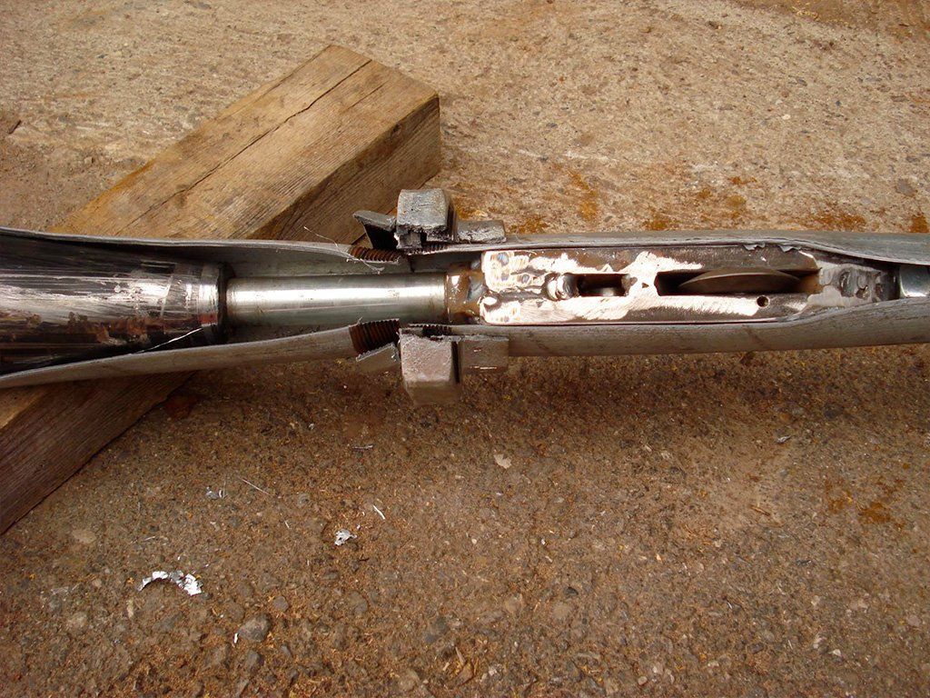 éclateur à câble TERRA-EXTRACTOR X100 et canalisation acier