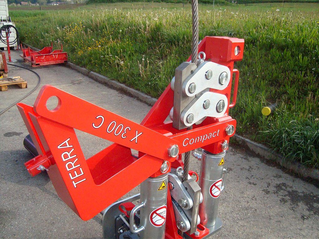 mors et contre-mors de l'éclateur à câble TERRA-EXTRACTOR X 300