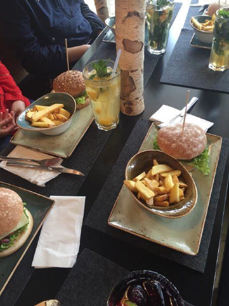 Unsere Projekte - Sankt Martin e.V. Aktion. Wir helfen Helfen - Frankenweg 109, 53604 Bad Honnef