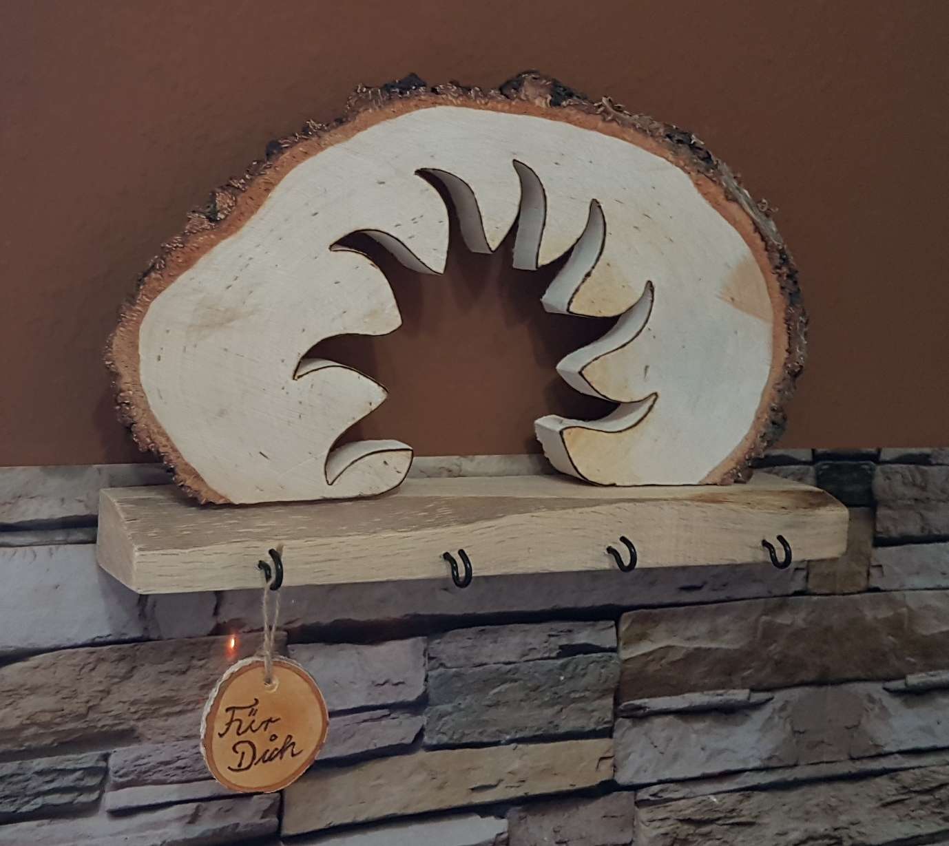 Schlüsselbrett Hakenleiste aus Holz mit LED Lichterkette Exklusives Lieblingsstück Unikat Handarbeit