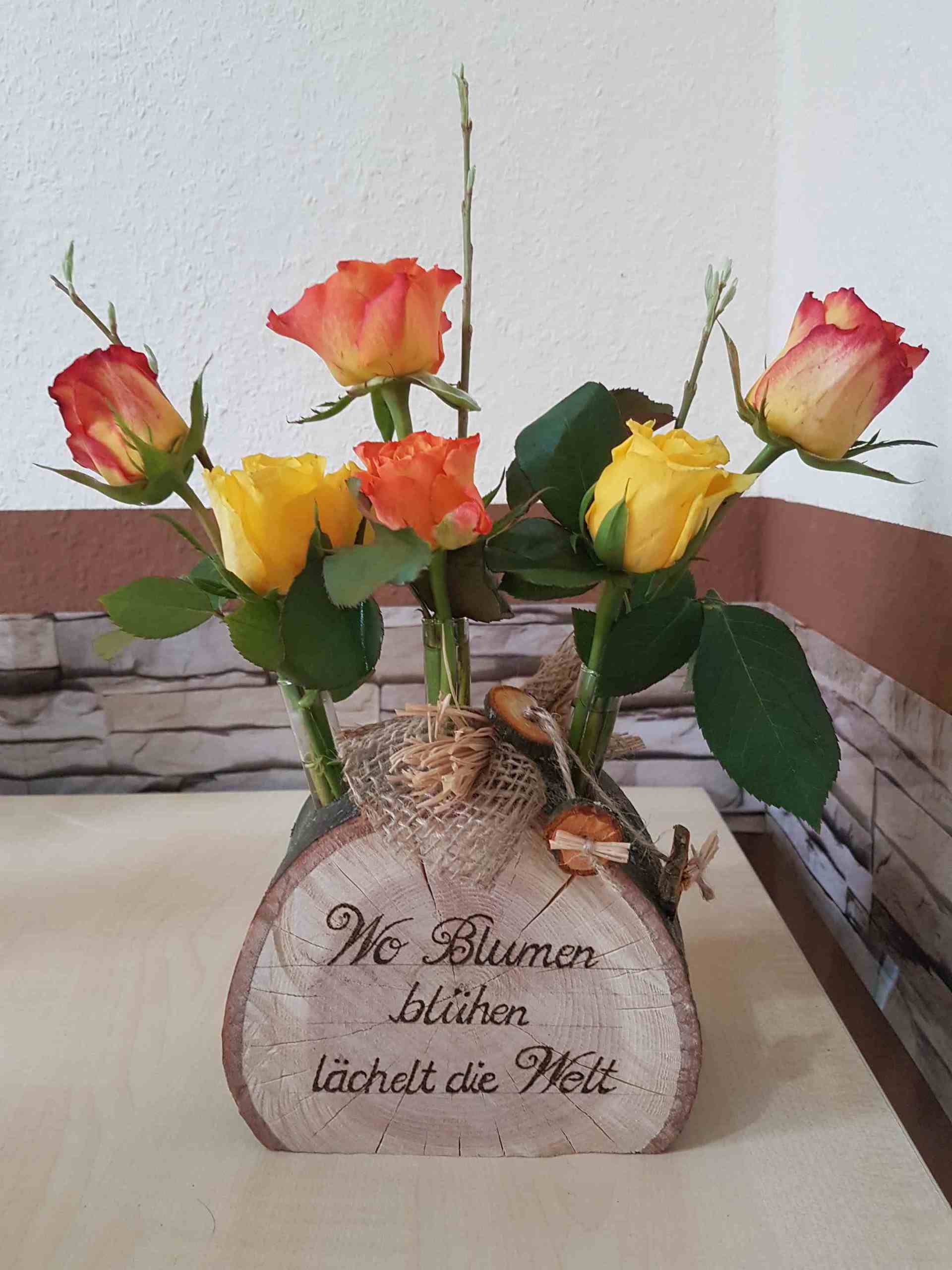 Holzvase mit Reagenzglas Eiche natur Exklusives Lieblingsstück Unikat Handarbeit