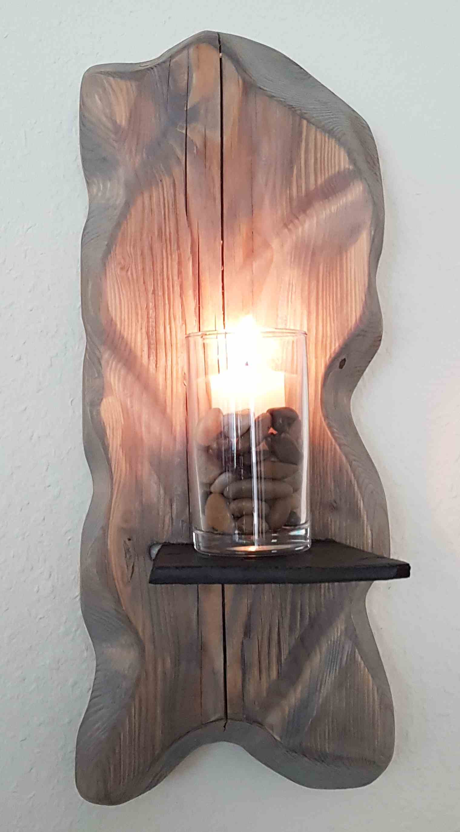 Wanddeko aus Holz alte Balken mit Schieferbruchstück als Kerzenhalter Exklusives Lieblingsstück Unikat Handarbeit