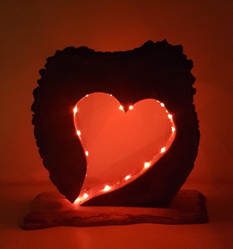 Deko Herz aus Holz Linde mit LED Lichterkette Exklusives Lieblingsstück Unikat Handarbeit