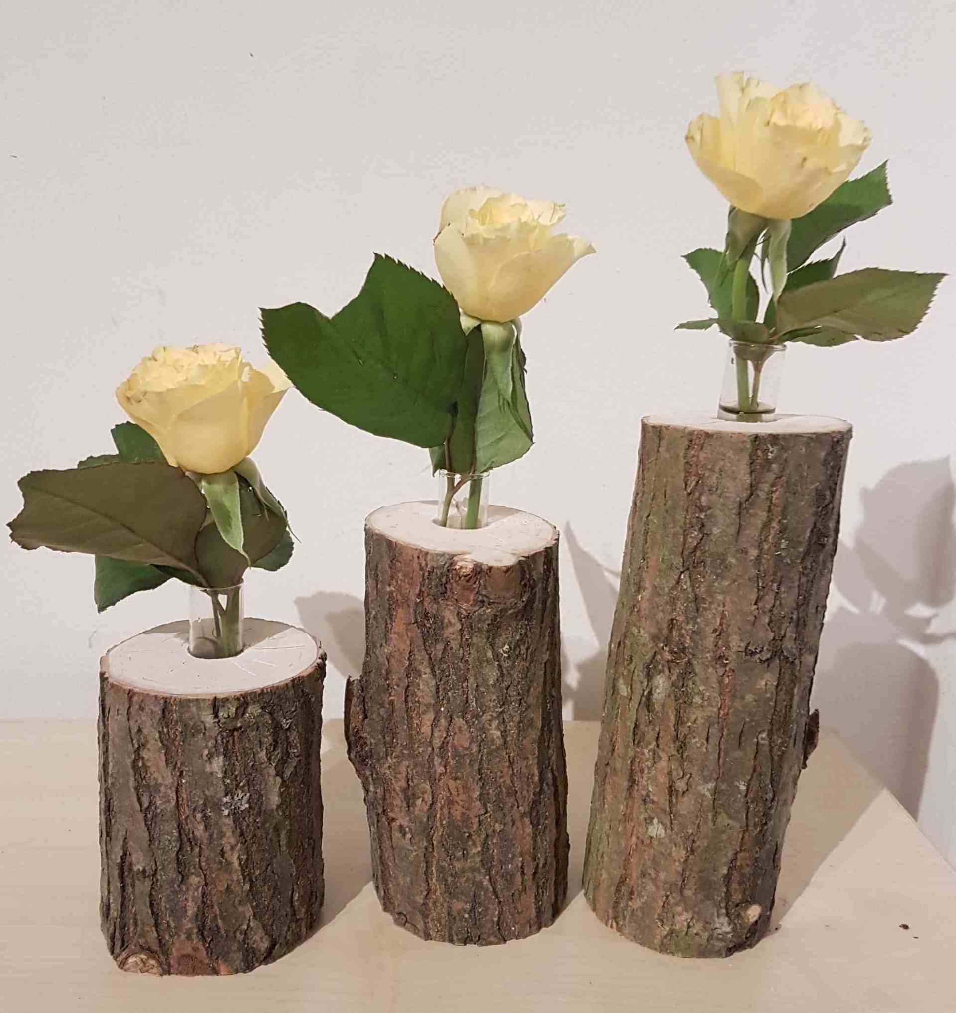 Holzvase mit Reagenzglas Weide natur Exklusives Lieblingsstück Unikat Handarbeit