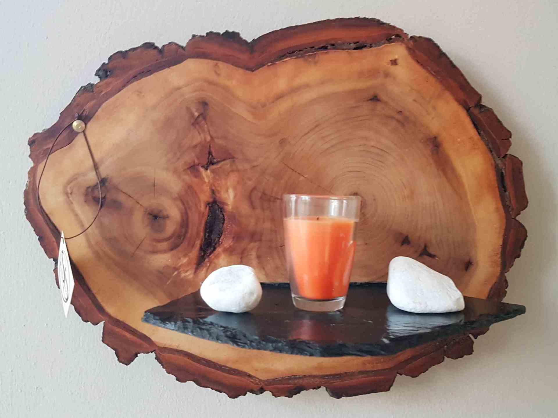 Wanddeko aus Holz Pappel mit Schieferbruchstück als Kerzenhalter Exklusives Lieblingsstück Unikat Handarbeit