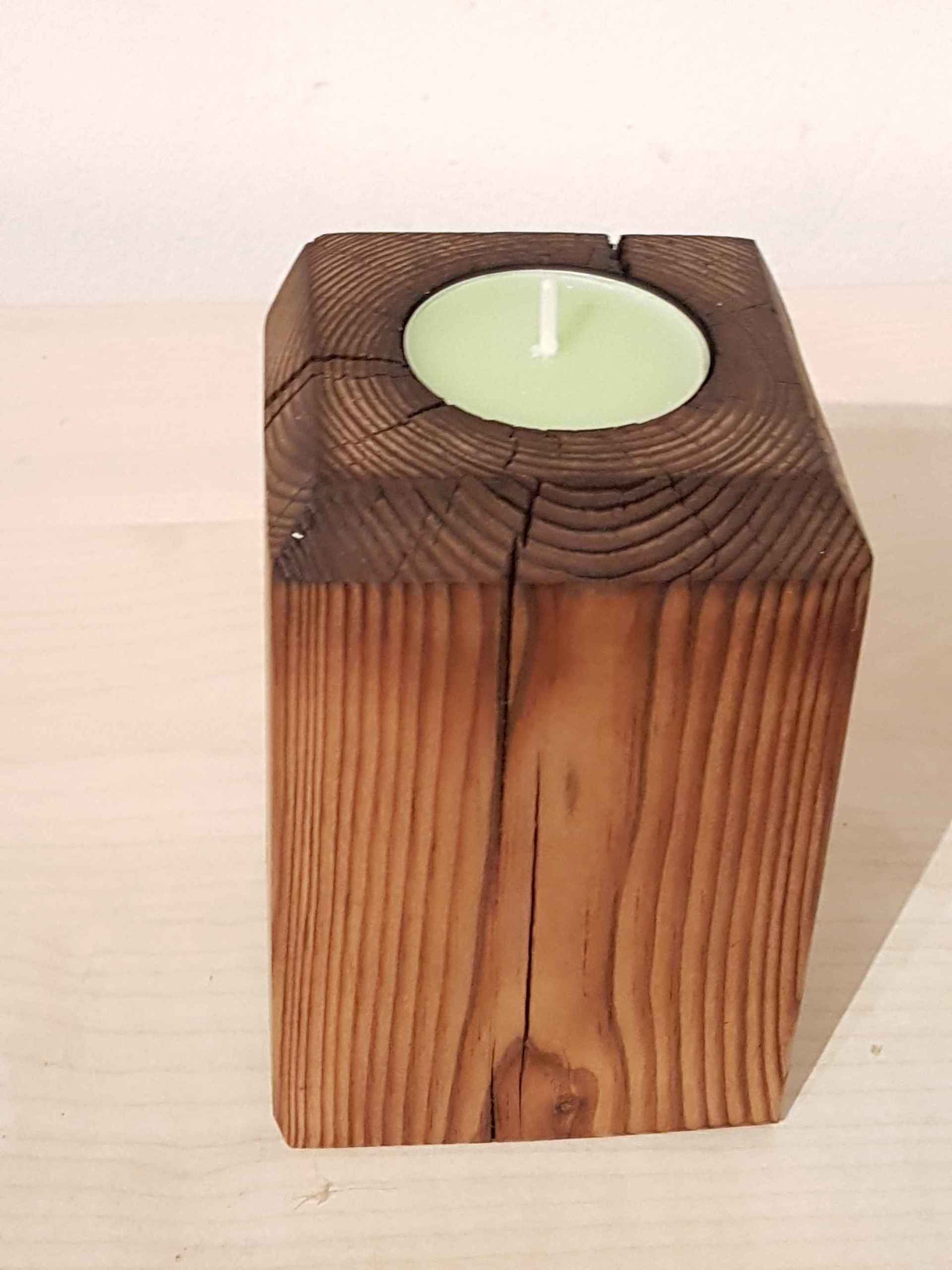 Kerzenständer Teelichhalter aus Holz alter Balken geölt Exklusives Lieblingsstück Unikat Handarbeit