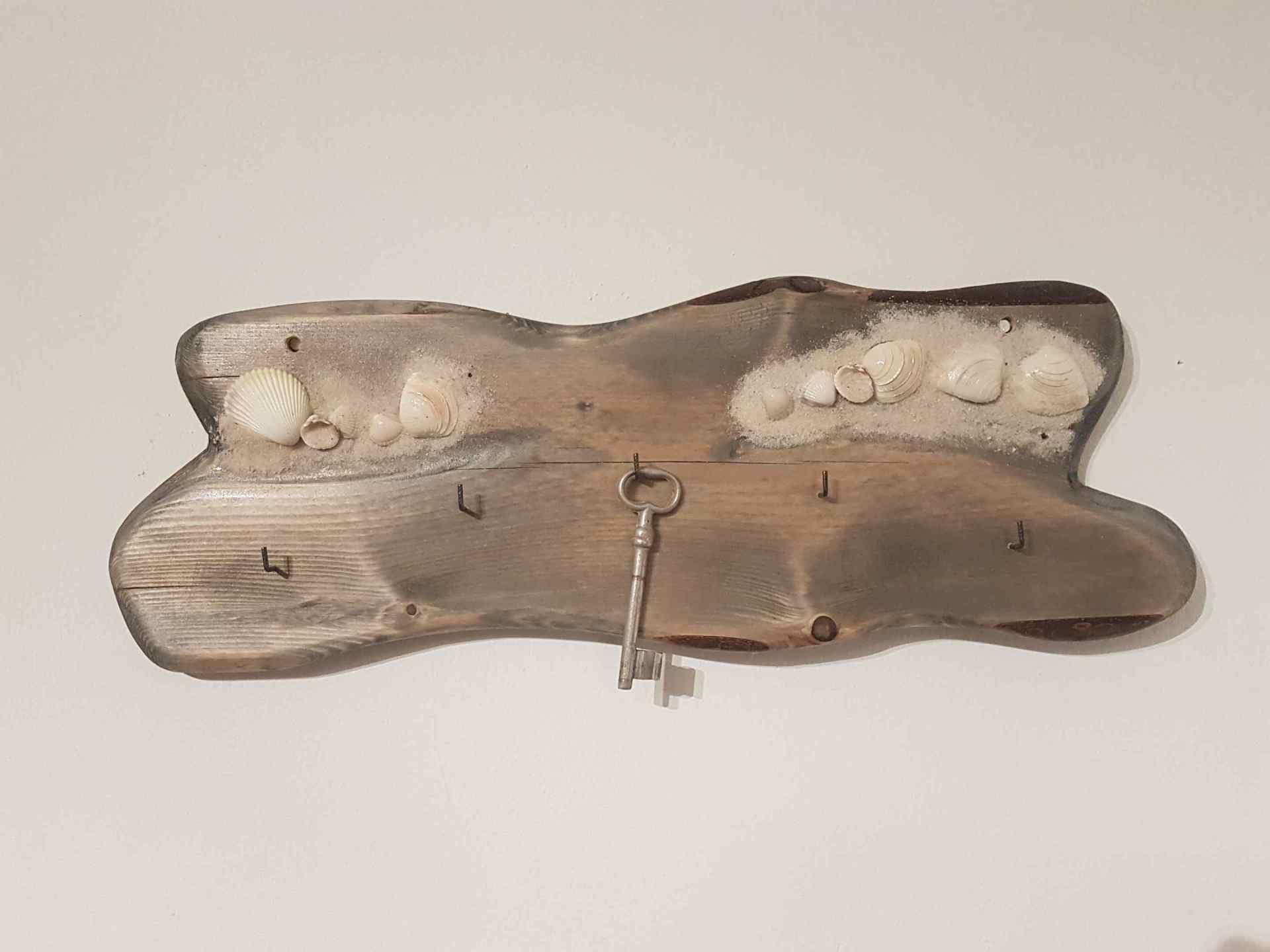 Schlüsselbrett Hakenleiste aus Holz altes Brett Exklusives Lieblingsstück Unikat Handarbeit