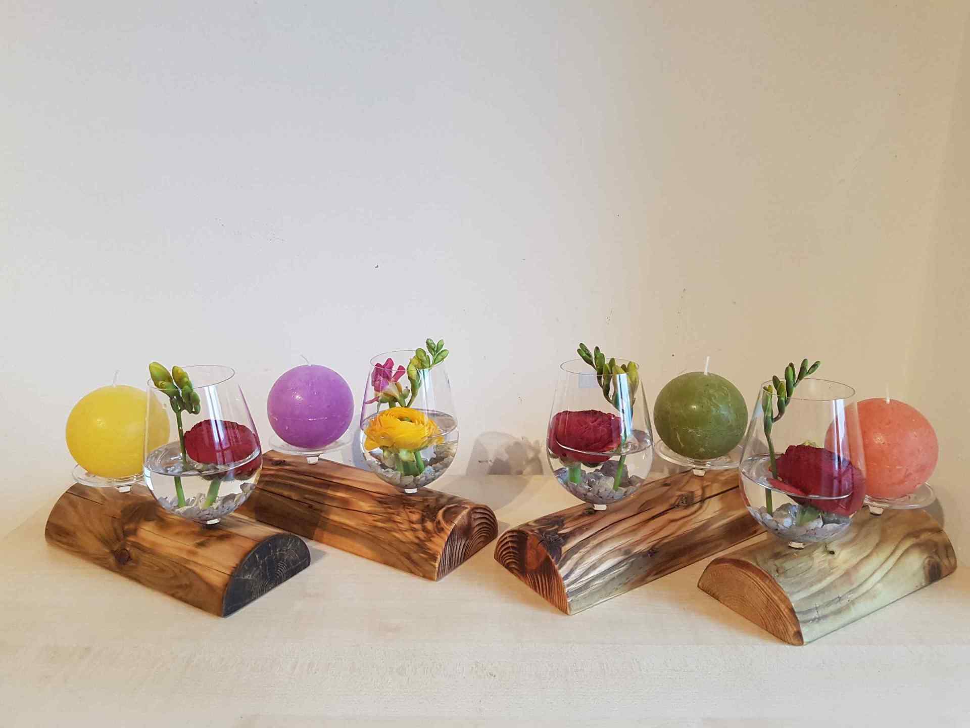 Holzvase mit Reagenzglas alte Holzriegel mit Weinglas Exklusives Lieblingsstück Unikat Handarbeit